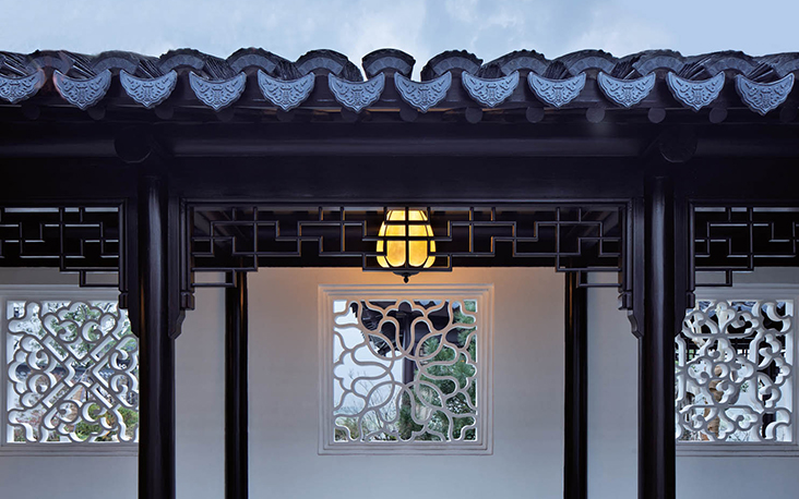 東方红仿古断桥铝门窗优点