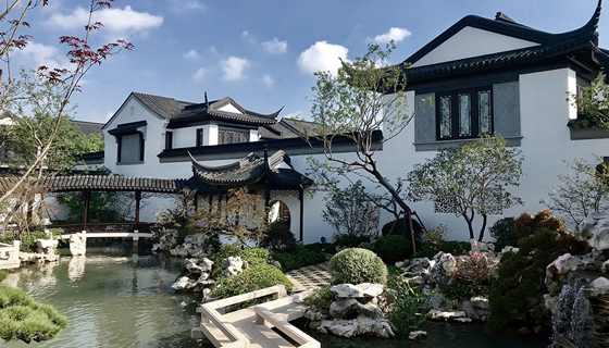 東方红仿古断桥铝门窗